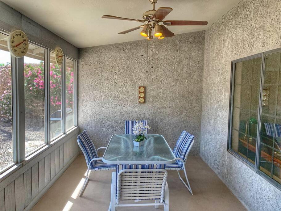 Desert Getaway - Centrally Located, Trail Access Steps Away! Lake Havasu City Luaran gambar