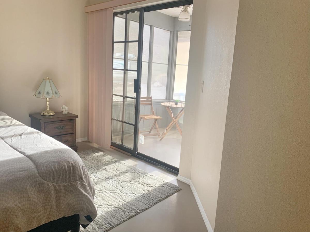 Desert Getaway - Centrally Located, Trail Access Steps Away! Lake Havasu City Luaran gambar